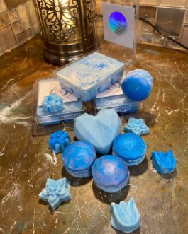 BLUEBERRY COBBLER WAX MELTS & TARTS